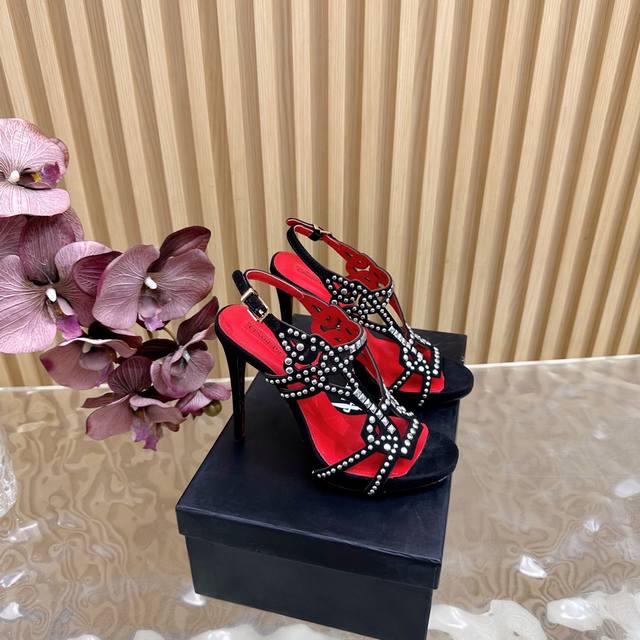 If I absolutely have to endure the discomfort of high heels, then I want the Ces