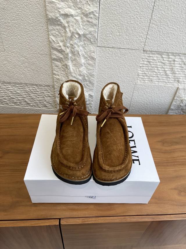 Top Version: Loewe 2025 Autumn/Winter New Kangaroo Shoes with Wool Lining Ankle