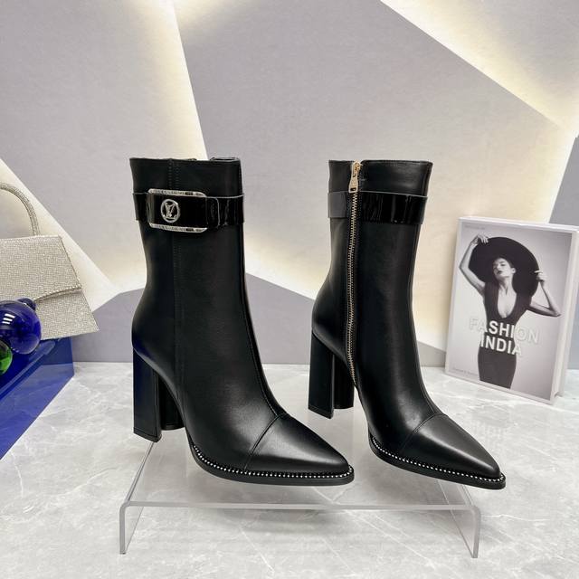Factory: Exclusive Top-Tier Version Lv2025Vs Autumn/Winter New Fashion Boots Ser