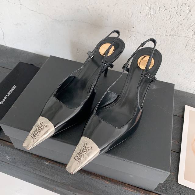 Exquisite high heels, divine and stunning YSL fashion shoes, taking elegance to