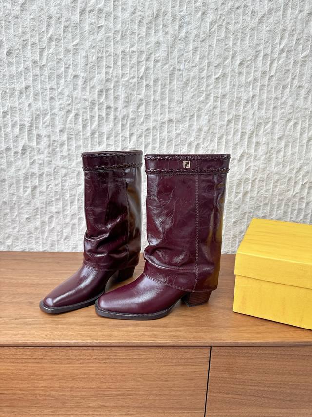 G731 Fendi 25Ss Autumn/Winter New Chunky Heel Straight Leg Boots (Ddd) This year