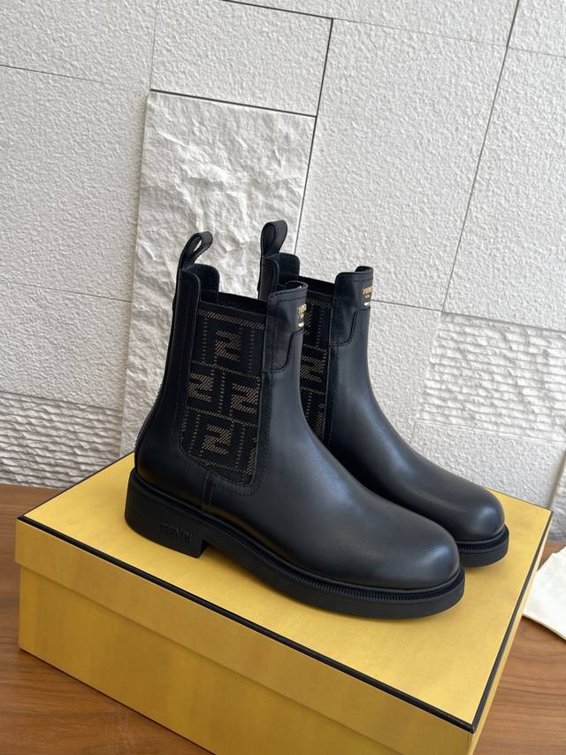 Top-tier version: Dongguan-made Fendi 2025 Early Autumn New Arrival Filo Black L