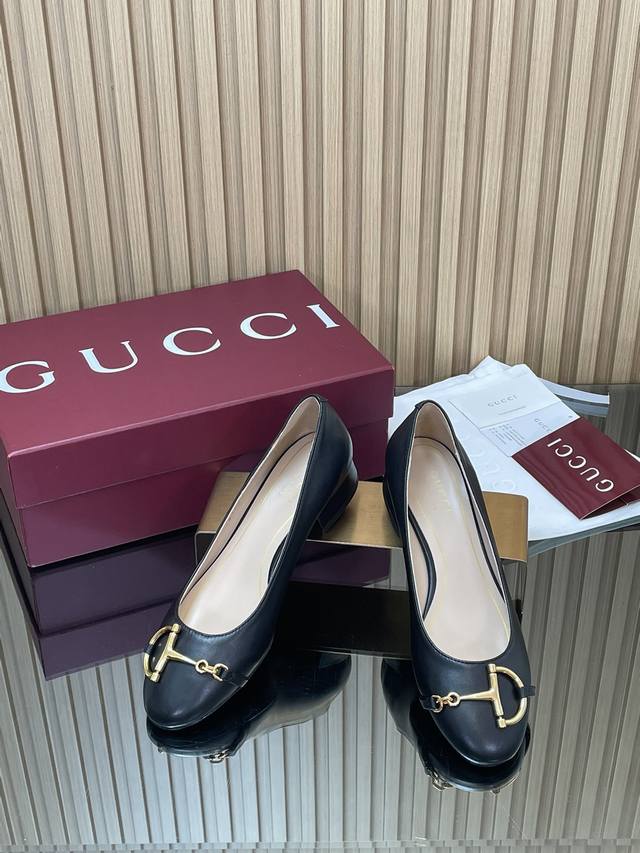 Gucc High-End Boutique 2025 Early Autumn Collection New Arrival: Large Horsebit