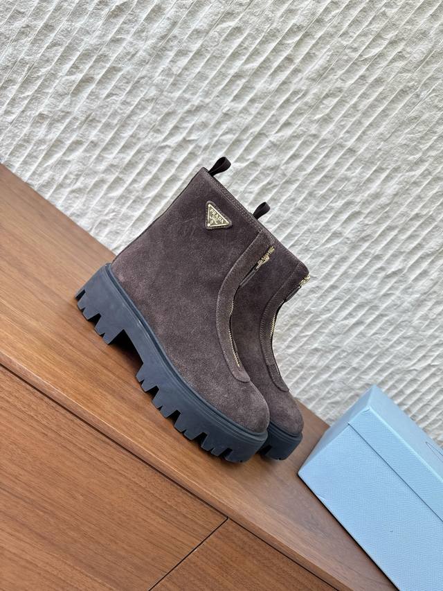 G716 Prada 25Ss Autumn/Winter New Thick-Soled Zipper Ankle Boots Fashionable thi