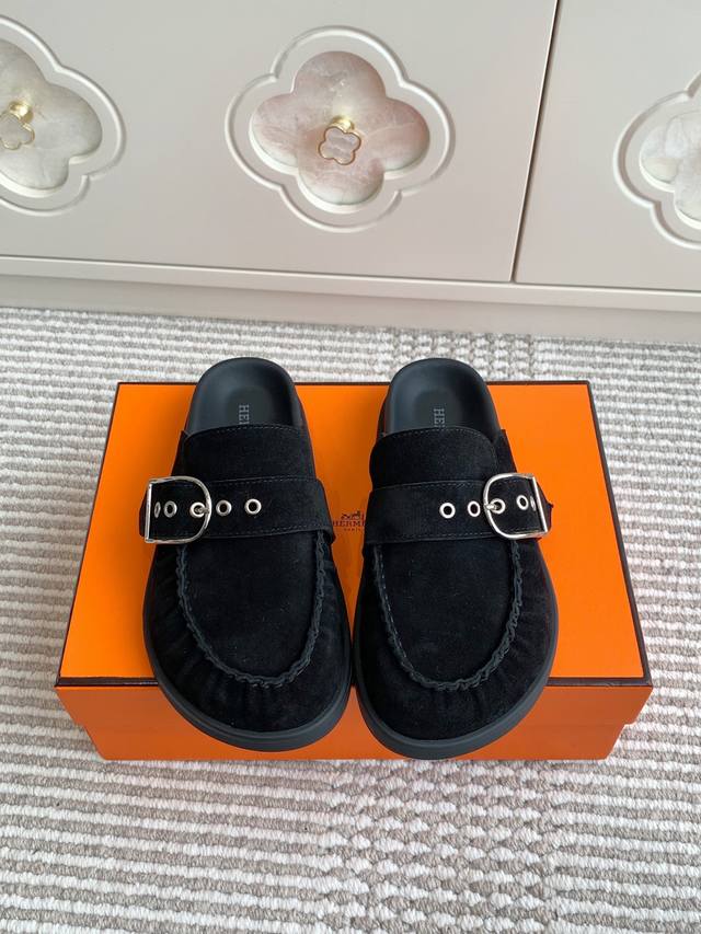 Couple style Hermes Key mules, closed-toe Birkenstocks. Top quality suede goatsk