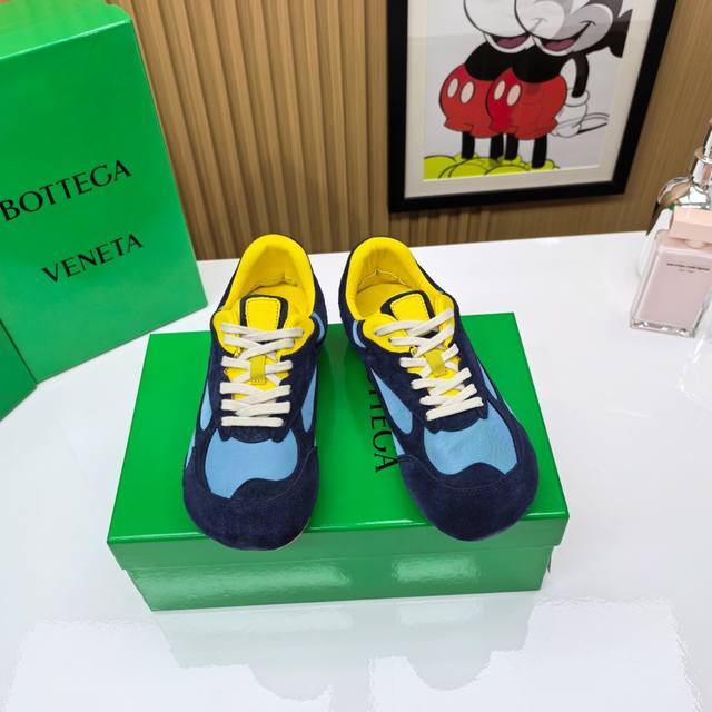 High-quality men's 2025Bv vintage Cortez sneakers by Bottega Veneta | Retro Rein