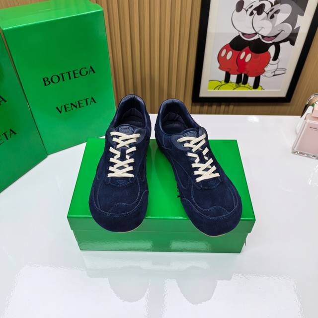 High-quality men's 2025Bv vintage Cortez sneakers by Bottega Veneta | Retro Rein