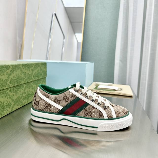 Factory Price: Women's +10. Top-tier version Gucci 1977 low-top double G canvas