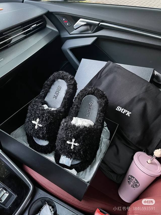 25Ss Latest Hot-Selling Cross-Pattern Slippers Thick-soled, casual, versatile, m