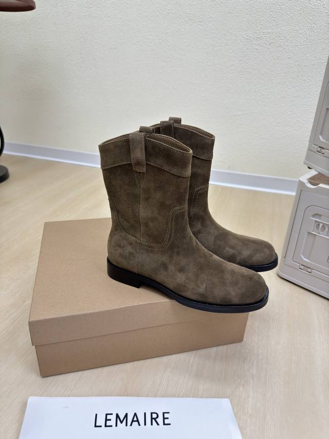 Lemaire riding boots, women's shoes from the Parisian designer brand. Made of to