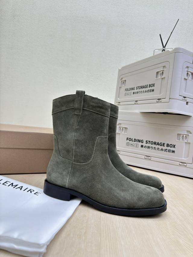 Lemaire riding boots, women's shoes from the Parisian designer brand. Made of to