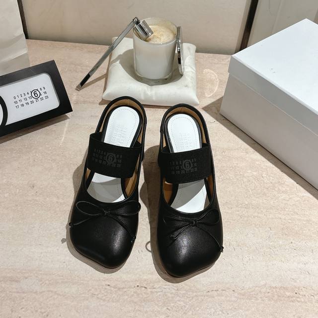 Maison Marginal* Mm6 Chunky Heel Apple Toe Ballet Flats 2025 Autumn/Winter. Desi