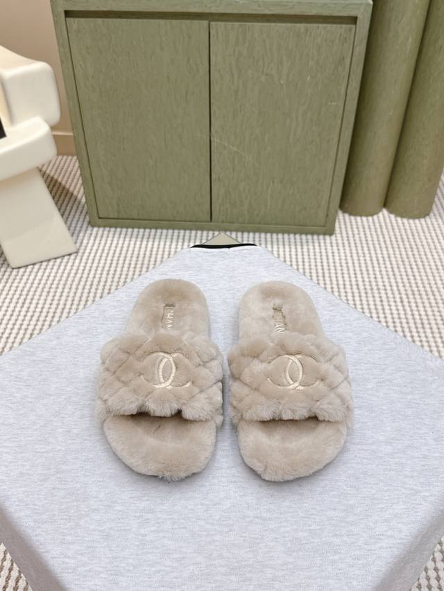 High-quality import | D1175 Chanel Classic All-Season Double C Furry Slippers! T