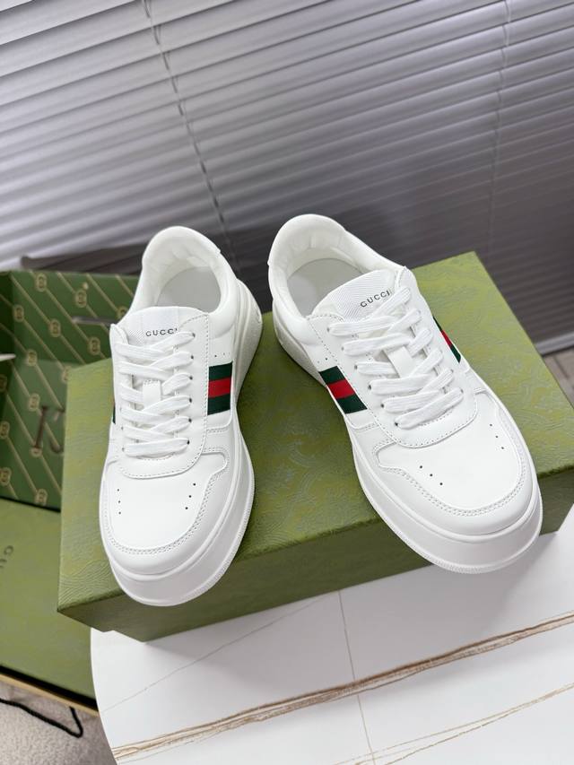 Gucci Couple's Biscuit Shoes Platform Shoes White Sneakers Sneakers Flat Shoes R