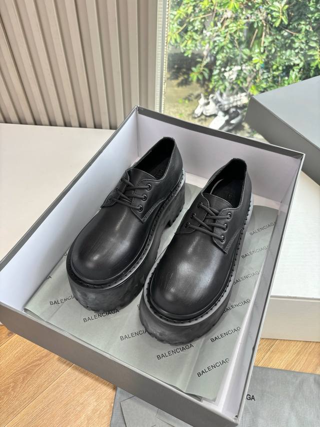 G261 Authentic Balenciaga Venom High-Cut Shoes (Version 1) - Please look for the