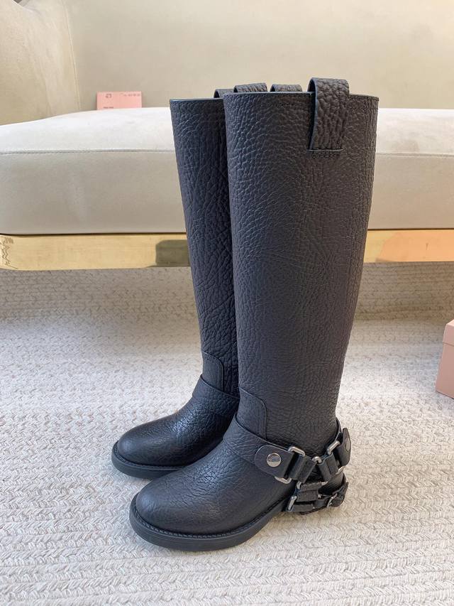 730 Mi*Mi*Ss25 New Triangle Buckle Long and Short Boots Original Last Top Qualit