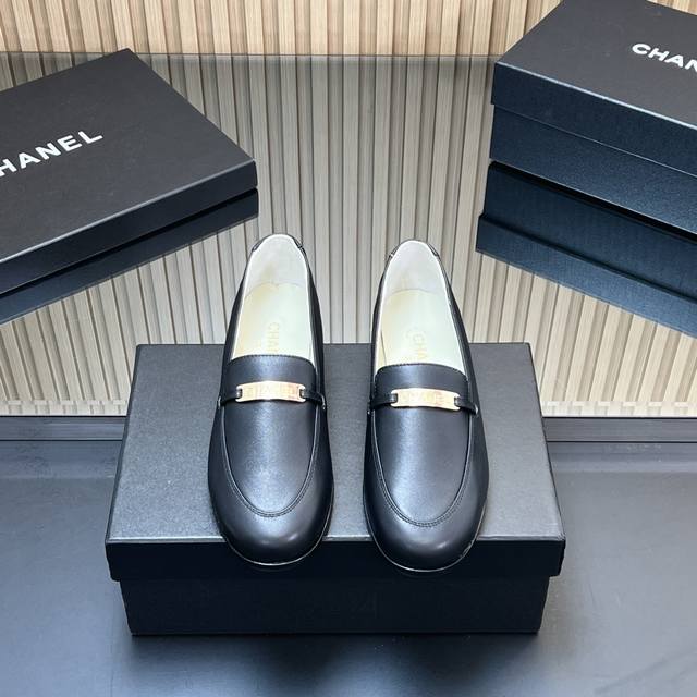 Top-tier version Chanel 2025 early autumn new style loafers, genuine leather sho