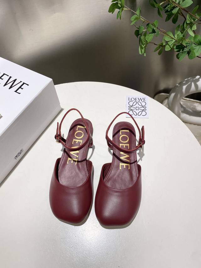 High-quality factory wholesale. Latest Loewe summer limited edition slippers, fe