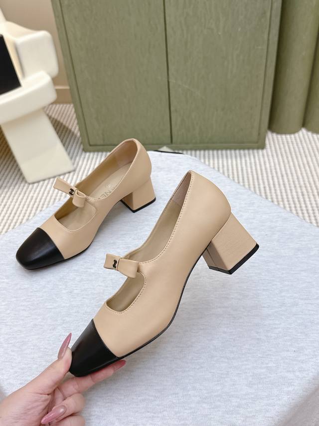 High-quality Chanel 25Ss Spring/Summer runway Mary Jane bow shoes. I was instant