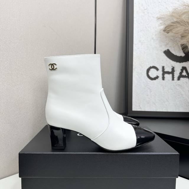 2025 Chanel Ankle Boots, a must-have item for this fall/winter season!! Chanel's