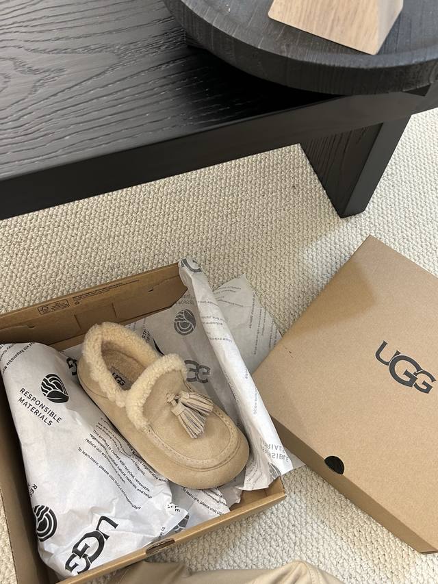 Ugg's popular tassel loafers on Xiaohongshu, simple and versatile, made of cowhi