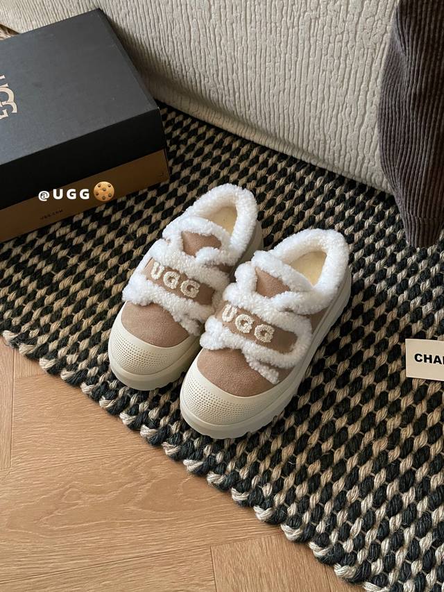 Australian Style Wing Feather Casual Slip-on Sandals So easy to wear These are s