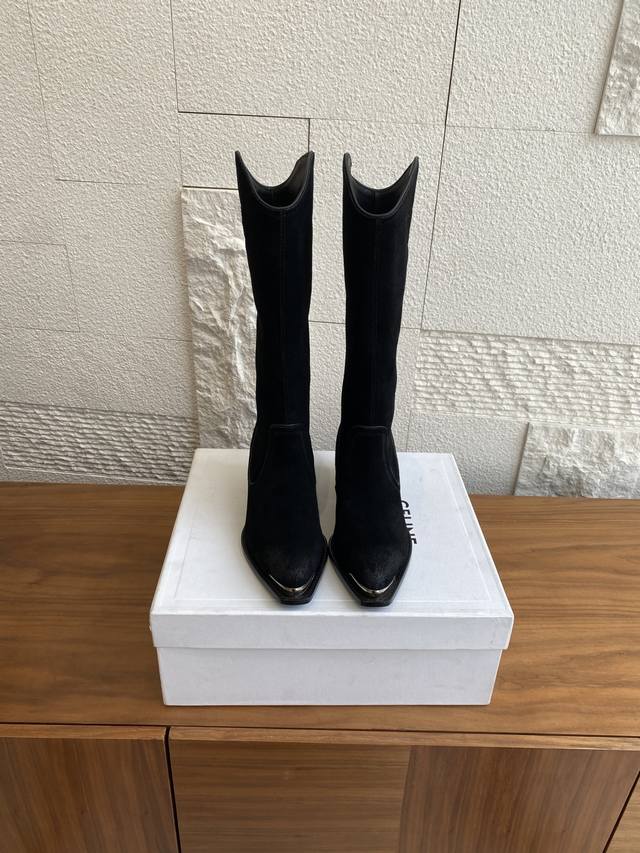 Top Version: Celine 25Ss Autumn/Winter New Retro Pointed Toe Buckle Chunky Heel