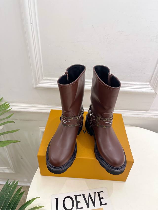 Louis Vuitton 25 2025 Autumn/Winter New Top-Tier Version The latest LV classic m