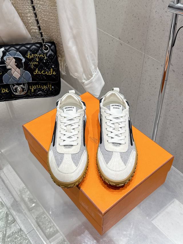 Top-tier men's size 10 Hermes casual shoes, couple style. New seasonal sneakers