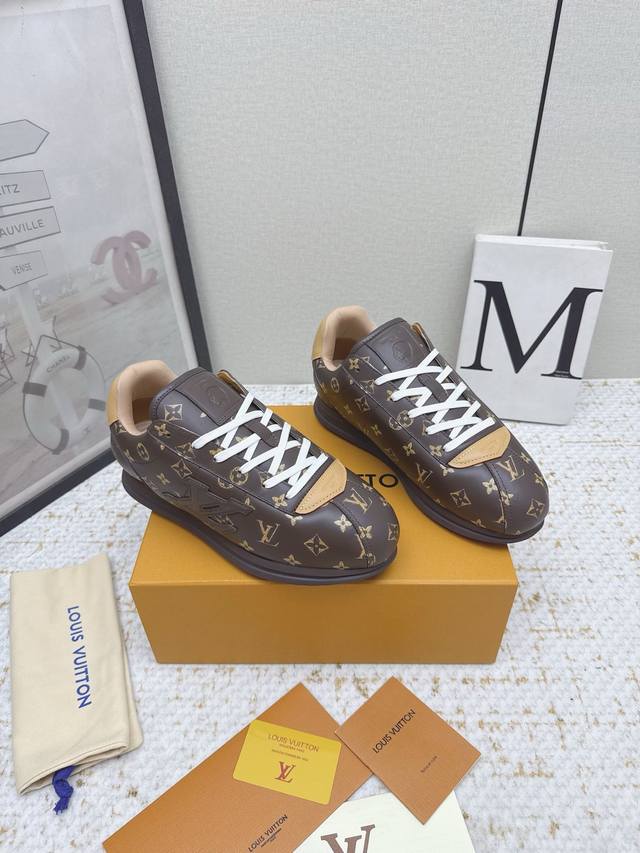 High-quality factory-made Louis Vuitton Buttersoft sneakers, this year's Pharrel