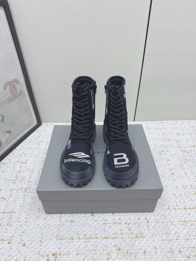 Factory direct: High-quality Balenciaga Stomper boots, developed from the origin