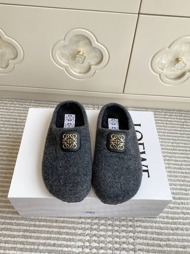 Loewe 25Ss Autumn/Winter New Slip-on Birkenstock Mules Extremely comfortable, hi