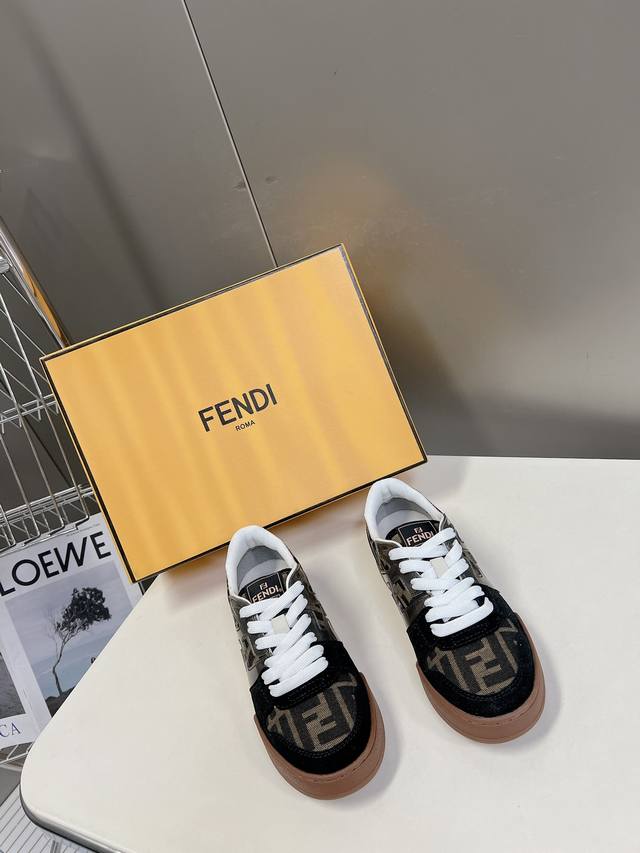 Men's 10 Fendi Classic Skateboard Shoes Series Couple Casual Sports Shoes Fd Mat