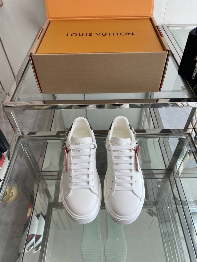 Louis Vuitton 25Ss New Monogram Chain Sneakers, White Sneakers, Super Popular wi