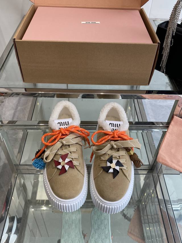 Miu Miu 25Ss Autumn/Winter New Thick-Soled Casual White Sneakers with Wool Linin