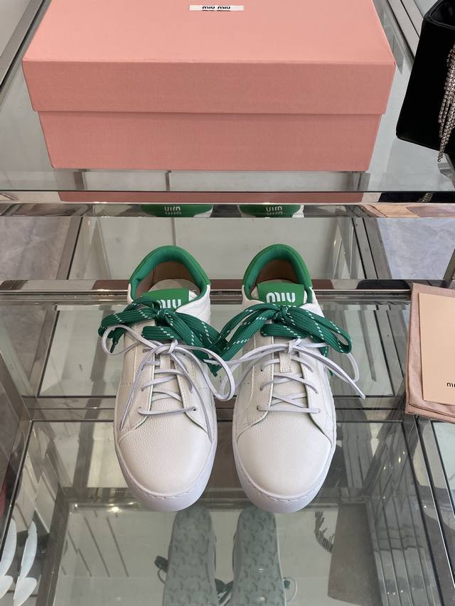 Miu Miu 25Ss Spring/Summer New British Style Lace-up White Sneakers Casual Shoes