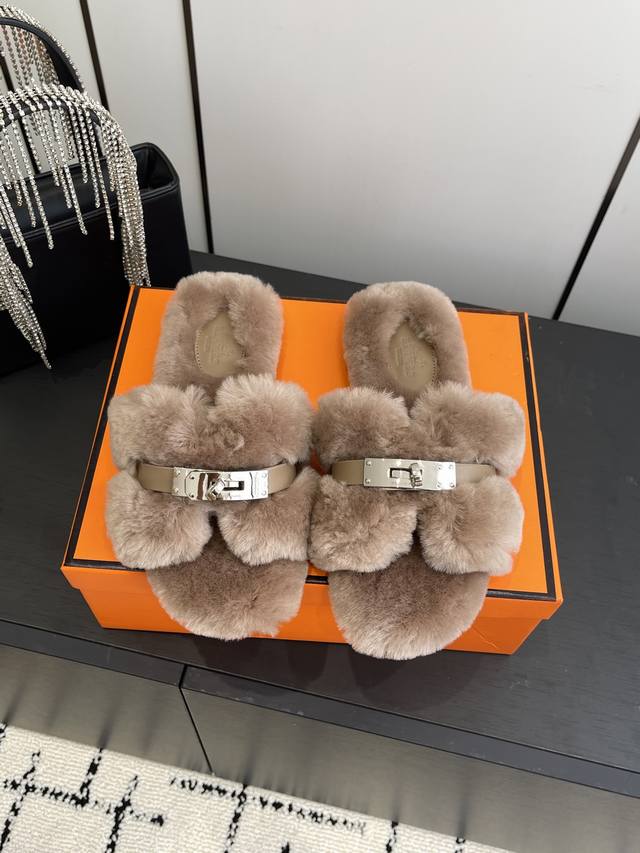 Hermes New Teddy Wool H-Slippers Fashionable and trendy latest Teddy wool H-slip