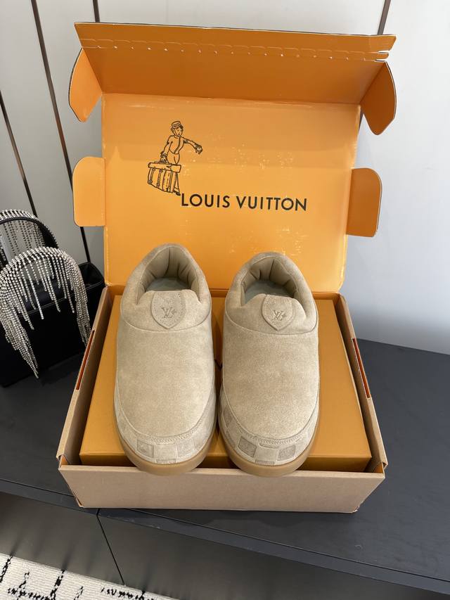 Top-tier version Louis Vuotton 2025 Autumn/Winter Chubby Couple Sneakers. The ch