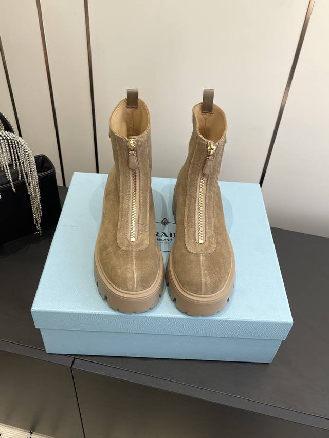 Prada 25Ss Classic Triangle Logo Slip-on Women's Boots - A must-have for winter,