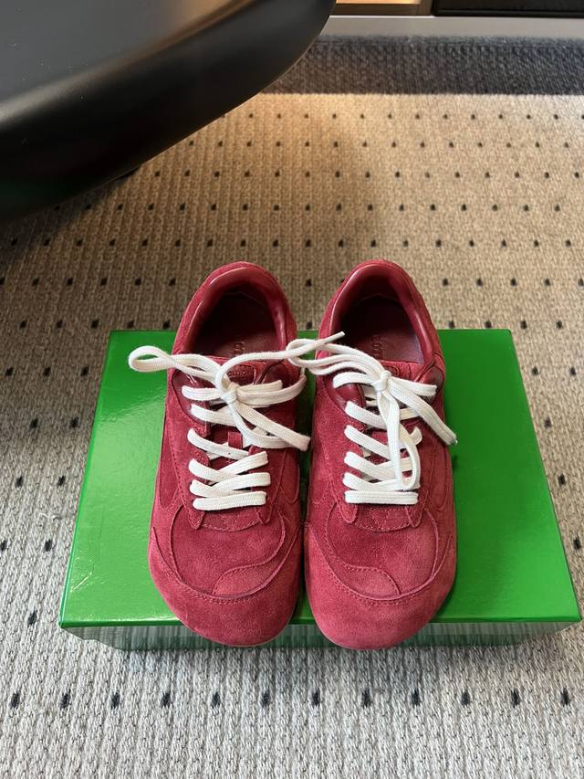 Bottega Veneta Bv25Ss New Cortez Sneakers, German Training Sneakers. Made with t