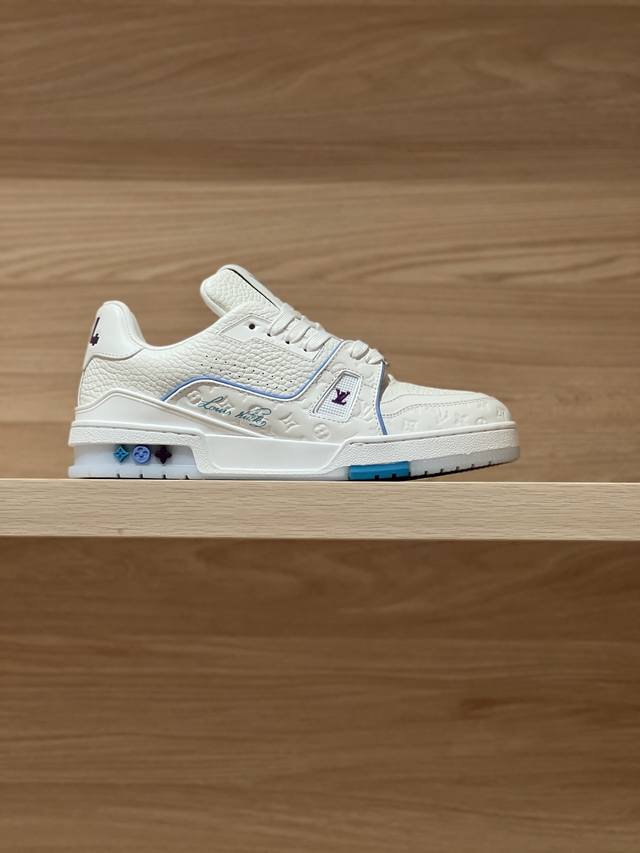 Blue-edged real shot, top-quality 1V Trainer 25Fw, Cruise Limited Series. Origin