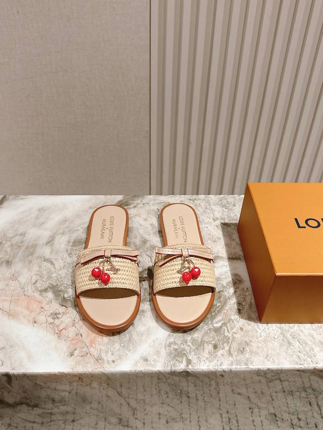 225 Louis Vuitton's New Arrival Spring/Summer Slippers are absolutely stunning!