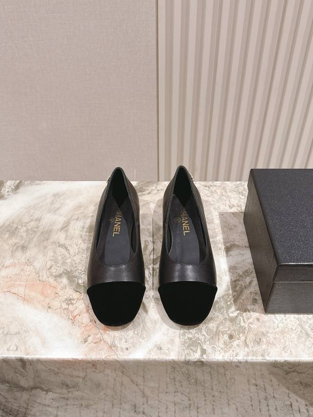 Flat! Mid-heel! High heel 225 *Chanel Summer New Arrival, Authentic Pearl Heel L