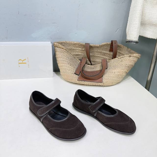 High-quality factory direct! The Row, a niche trendy brand, presents its 2025 Fa