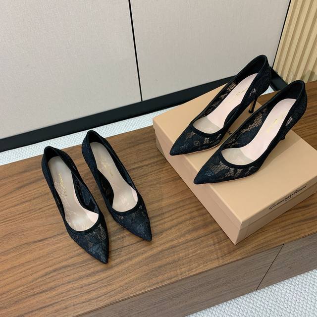 Gianvit* Ross* Lace Flats. These shoes exude femininity at first glance. A treat