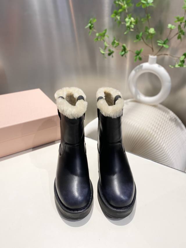 Factory Price Pp Fur Lining Leather Lining 460 Miu Miu Autumn/Winter Runway New