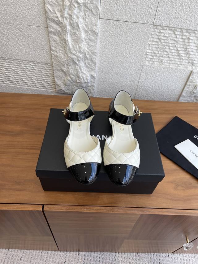 Top Version: Chanel 25Ss Spring/Summer Runway Collection Diamond Quilted Embroid