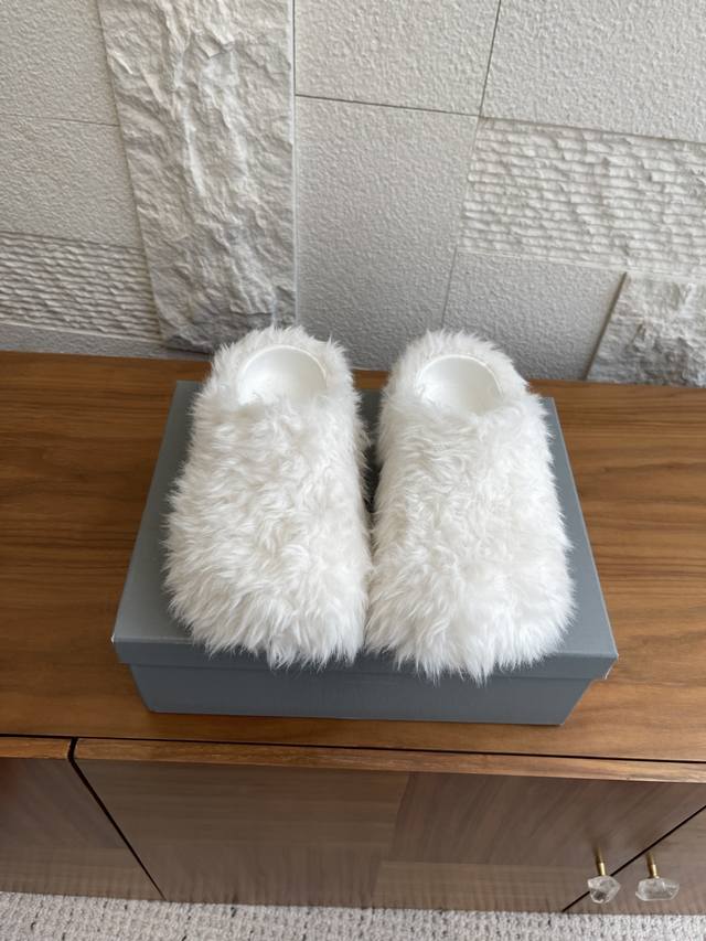 Top Version: Balenciaga 25Ss Autumn/Winter New Crocs Collaboration Mule Slippers