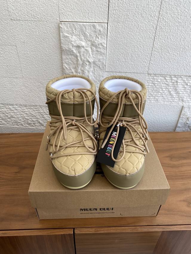 Top Version: Moon Boot 2025 Autumn/Winter Hot Selling Unisex Icon Diamond Patter