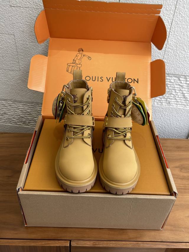 Top Version: Women's Delivery, Exquisite Airplane Box, Men's (without hamburger)